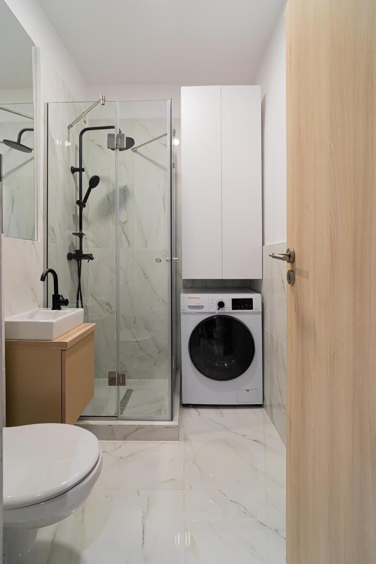 Cismigiu Park Delightful And Fresh Apartment Bucharest